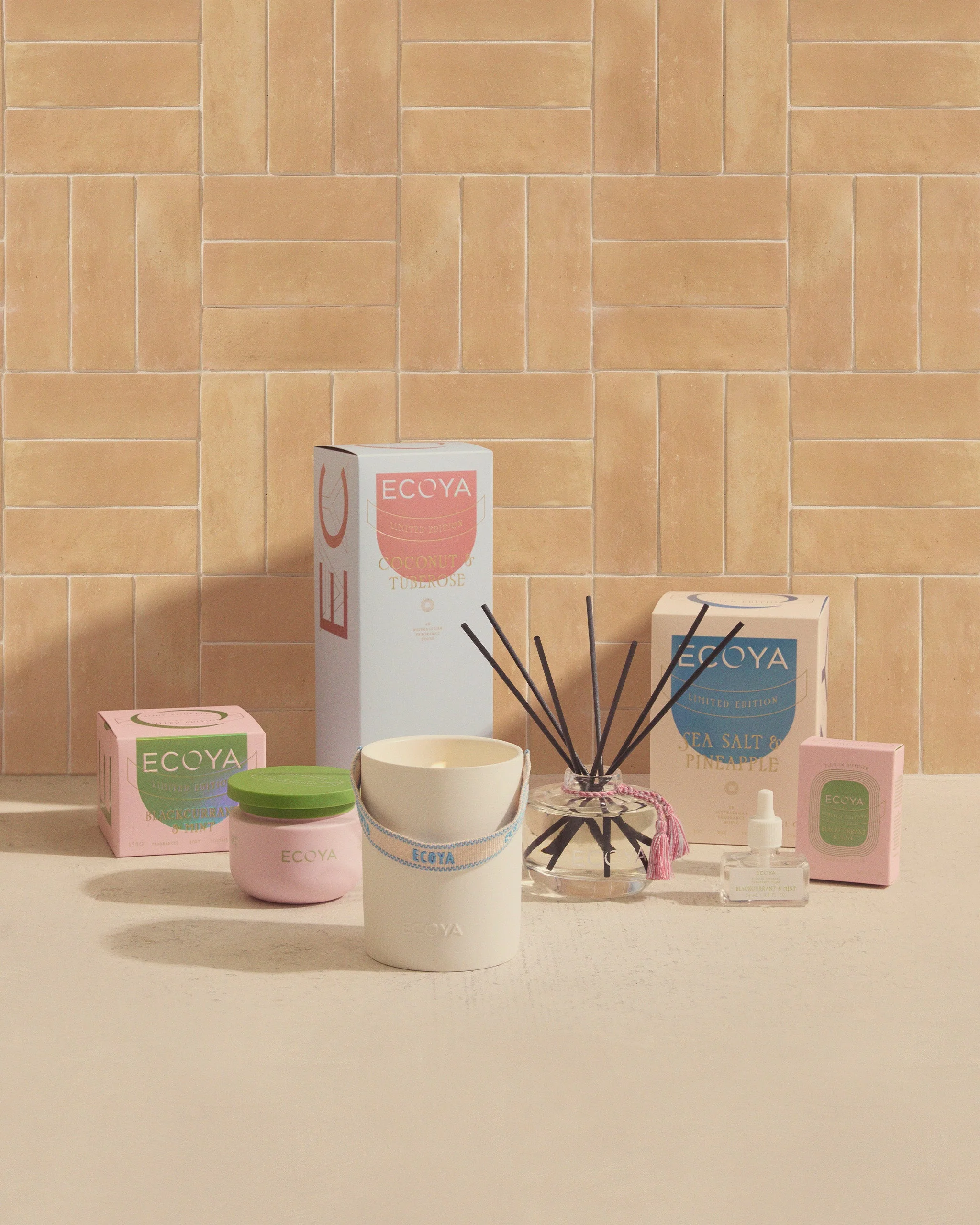 High Summer: Coconut & Tuberose Reed Diffuser - Image 6