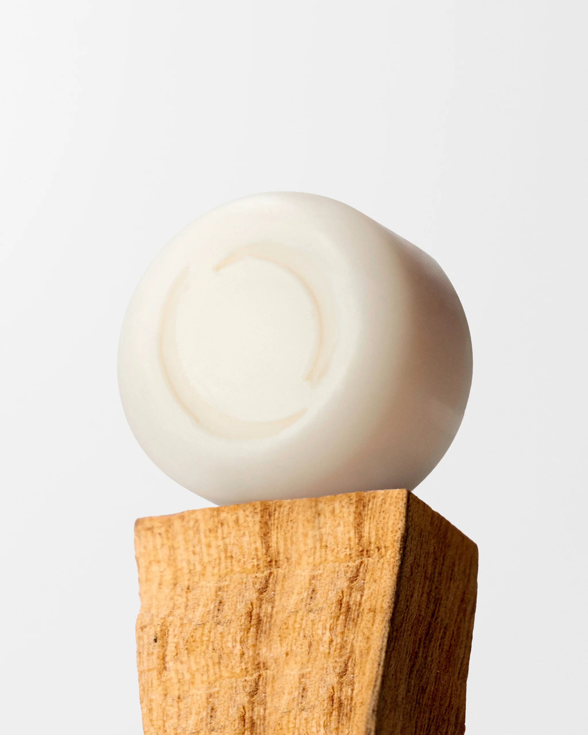Sandalwood & Amber Soy Wax Melts - Image 2