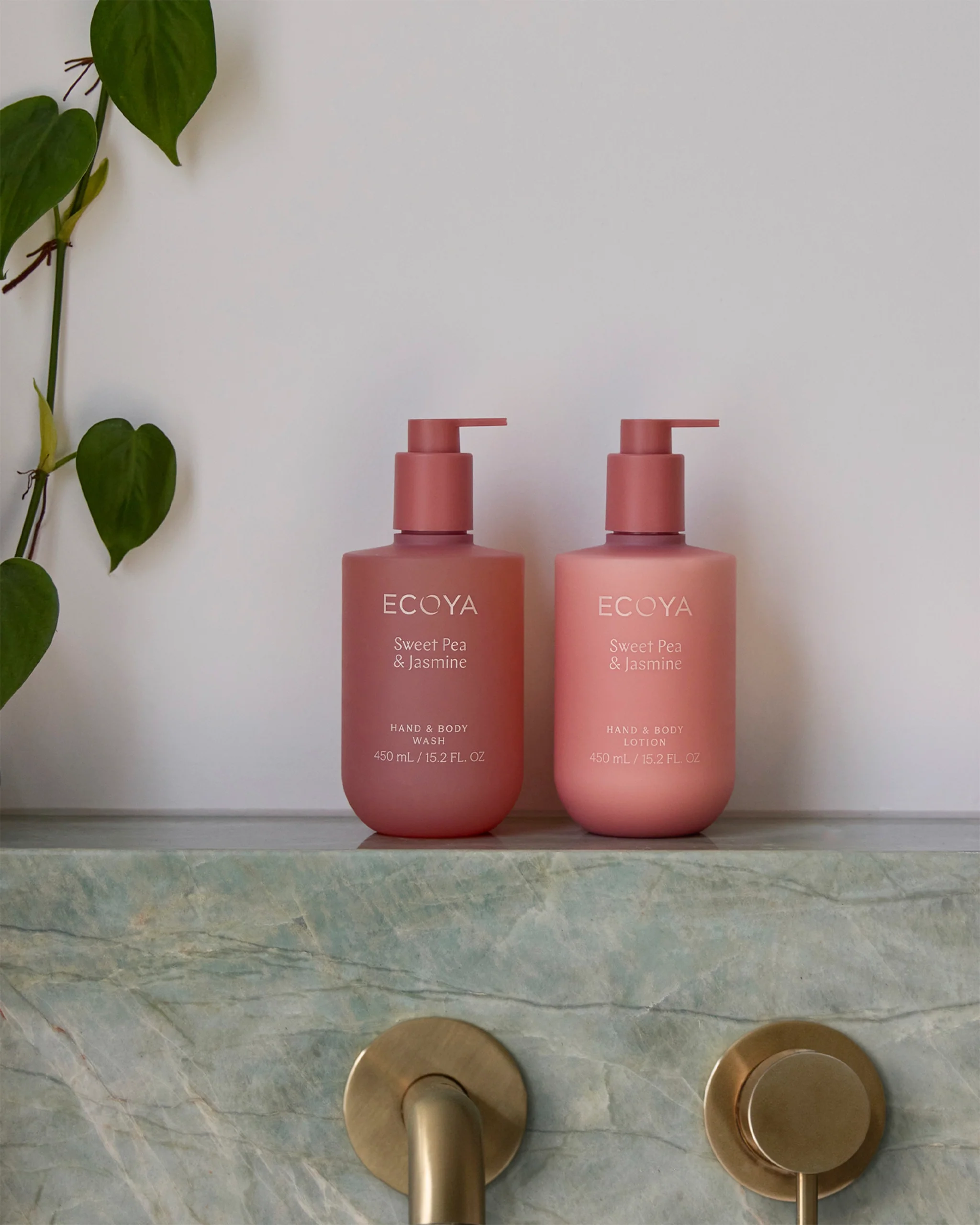 Sweet Pea & Jasmine Hand & Body Lotion - Image 2